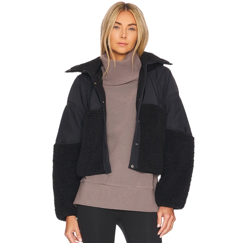 Varley Milton Sweater in Deep Charcoal